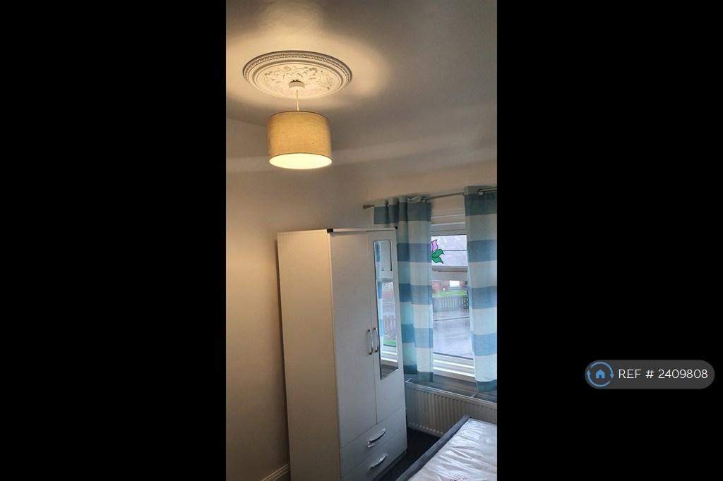 2nd Double Room Upstairs