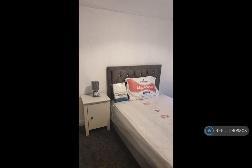 1st Double Room Upstairs