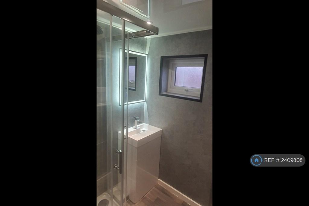 Upstairs Shower Room