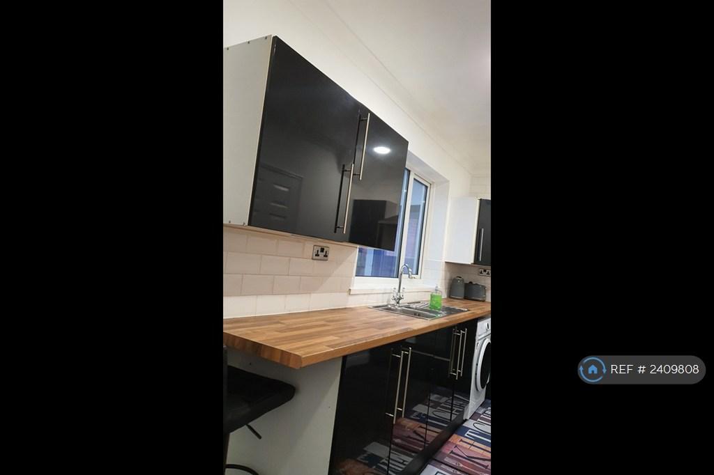 Kitchen Double Sink View