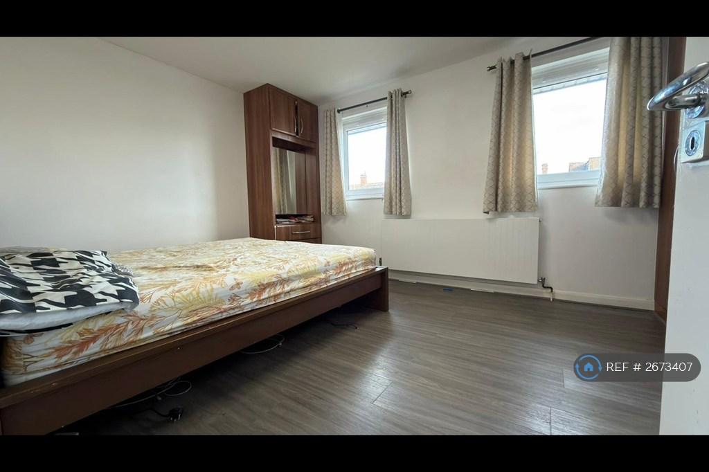 Master Bed Room