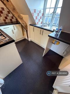 2 bedroom flat to rent, Market Place, Lambourn, Hungerford, RG17