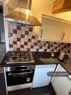 2 bedroom flat to rent, Market Place, Lambourn, Hungerford, RG17