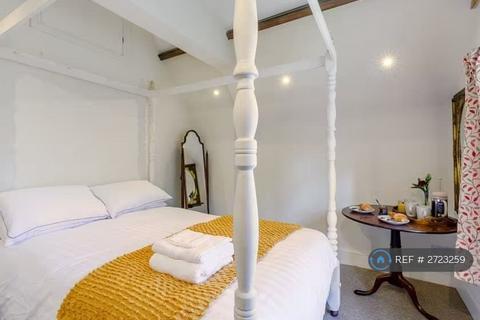 undefined, Church End, Lincoln, LN5