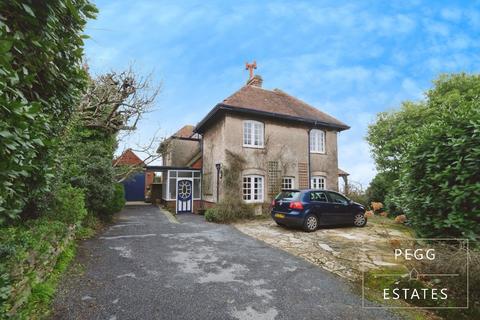 5 bedroom detached house for sale, Upper Headland Park Road, Paignton