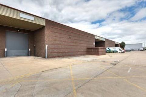 Warehouse to rent, 950-955 Yeovil Rd Slough SL1 4NH