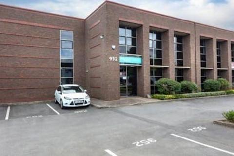 Warehouse to rent, 950-955 Yeovil Rd Slough SL1 4NH