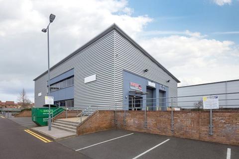 Industrial development to rent, 933-936 Yeovil Rd Slough SL1 4NH