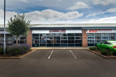 Warehouse to rent, 875-880 Plymouth Rd Slough SL1 4LP