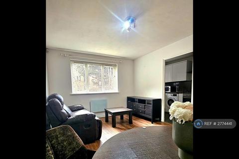 1 bedroom flat to rent, Cricklewood, London, NW2