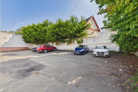 Retail property (high street) for sale, 6 George Pl Bathgate EH48 1NP