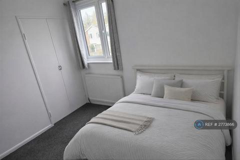 undefined, Hartsbourne Road, Reading, RG6