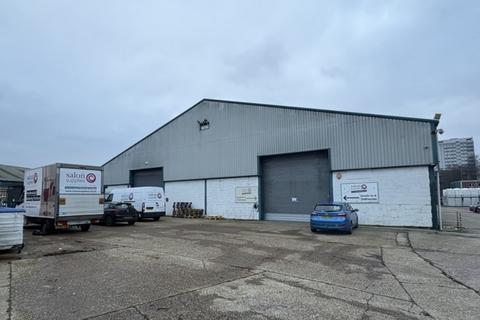 Warehouse to rent, Millbank St Southampton SO14 5QQ