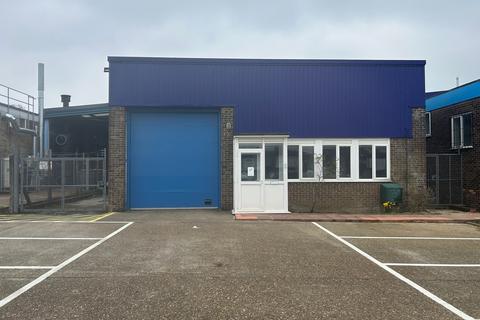 Industrial development to rent, Brickfield Ln Eastleigh SO53 4DP