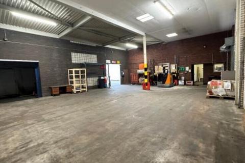 Warehouse to rent, Kestrel Way Exeter EX2 7LS