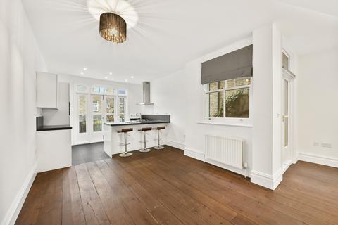 5 bedroom house to rent, Farquhar Road, SW19