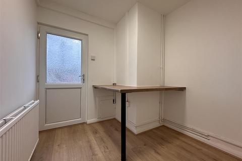 3 bedroom terraced house for sale, COMING SOON, Cherry Holt, Newark