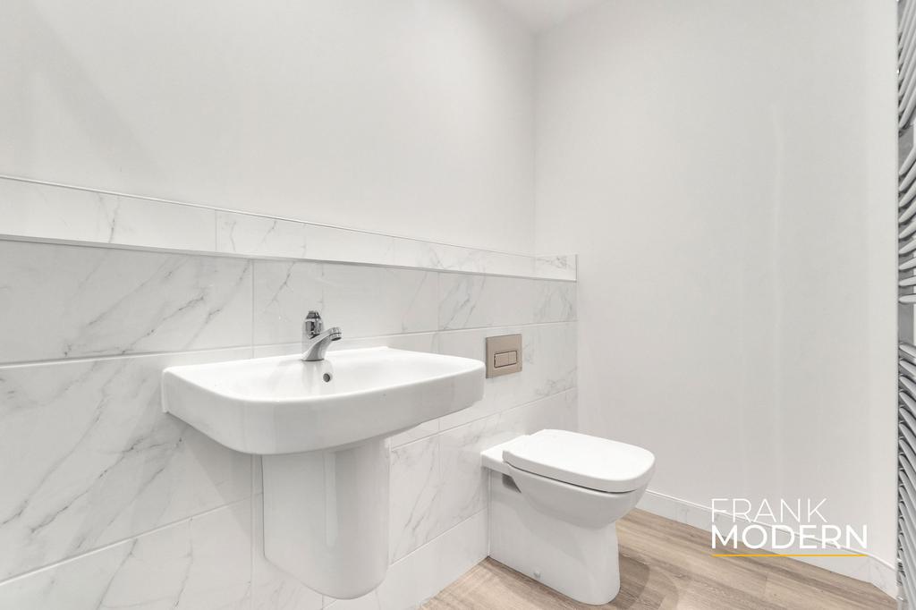 Bedroom Two En-Suite
