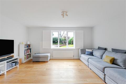 2 bedroom flat for sale, Harpenden AL5