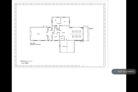 4 bedroom detached house to rent, North Road, Glossop, SK13