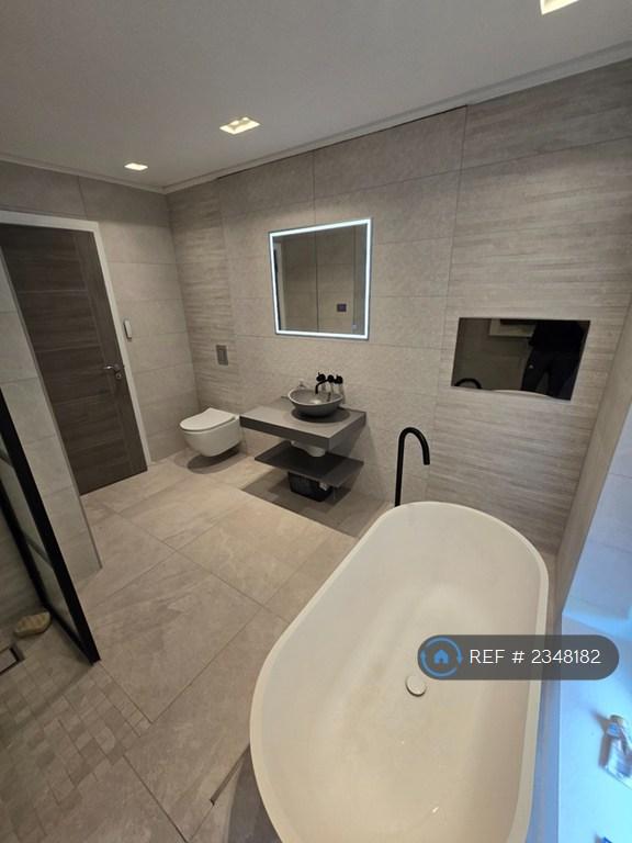 Main Bathroom