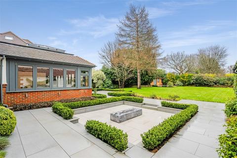 undefined, Banstead Village