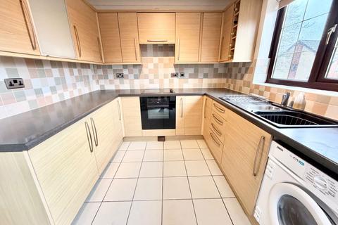 undefined, Moor Street, Brierley Hill DY5