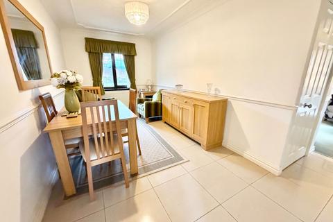 undefined, Moor Street, Brierley Hill DY5