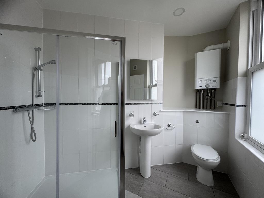 Shower/WC