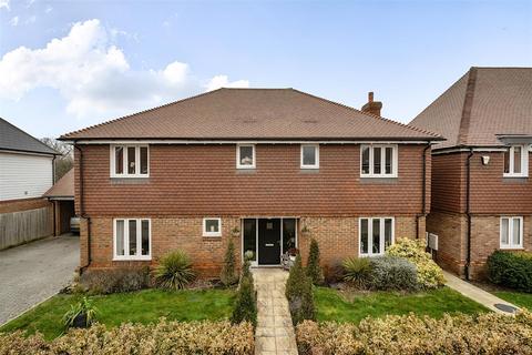5 bedroom detached house for sale, Artisan Road, Headcorn, Ashford