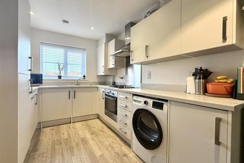 3 bedroom semi-detached house for sale, The Circle, Ipswich IP6