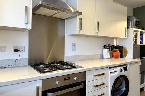 3 bedroom semi-detached house for sale, The Circle, Ipswich IP6