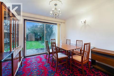 undefined, Pams Way, Epsom, KT19
