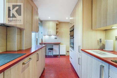 undefined, Pams Way, Epsom, KT19