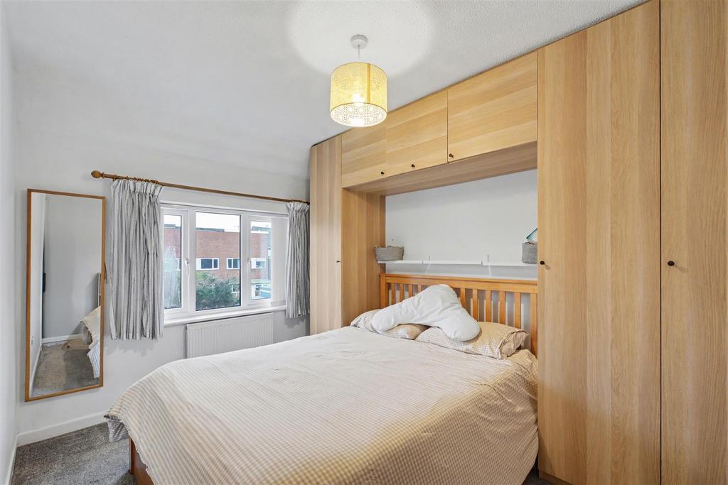 Bedroom 1 1.jpeg