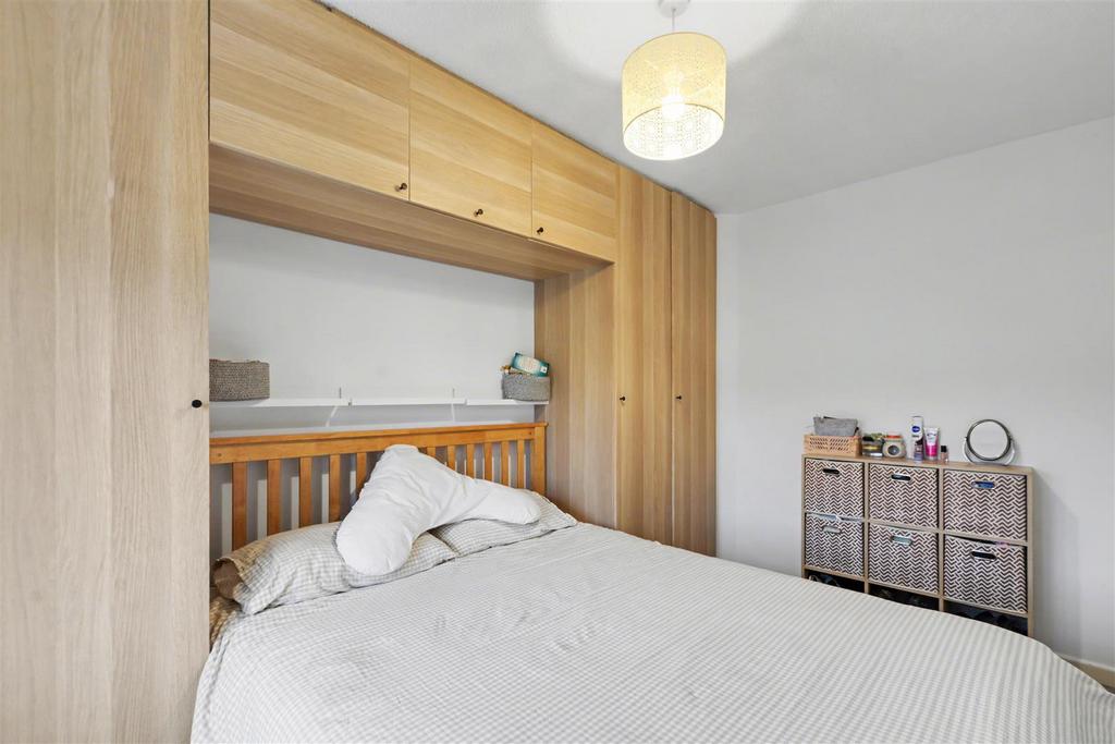Bedroom 1 2.jpeg