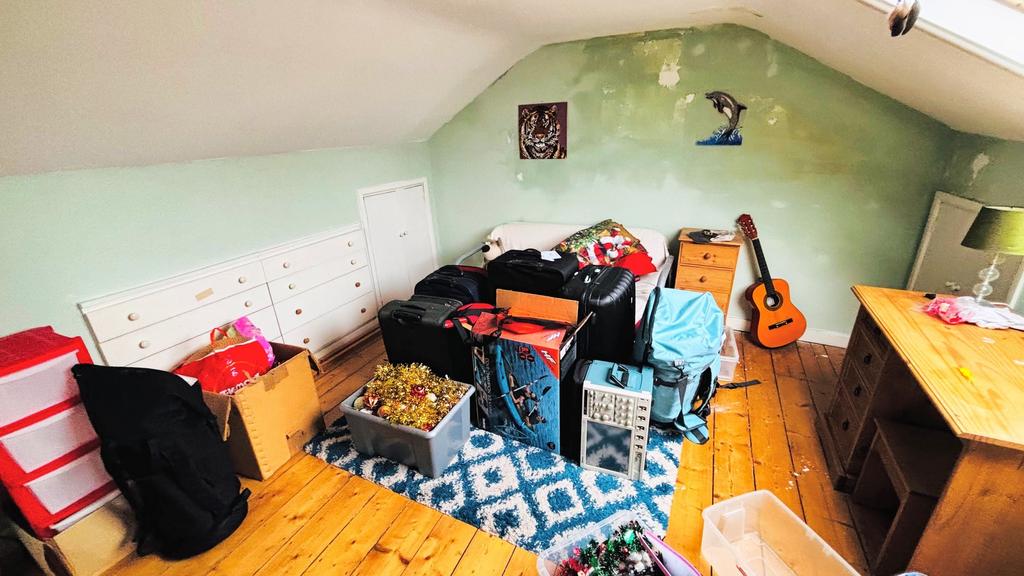 Loft room 2