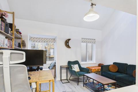 2 bedroom property for sale, Rowan Court, Southsea, PO4