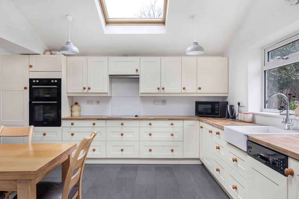 Kitchen 2