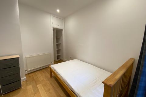 undefined, St Leonards Street, Newington, Edinburgh, EH8
