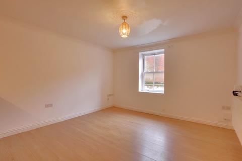 1 bedroom flat for sale, North Street, Havant