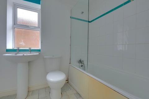 1 bedroom flat for sale, North Street, Havant