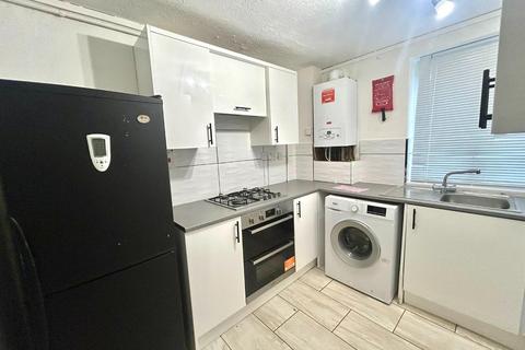 2 bedroom apartment to rent, Rydal Mount, Eastfield, Northampton NN3