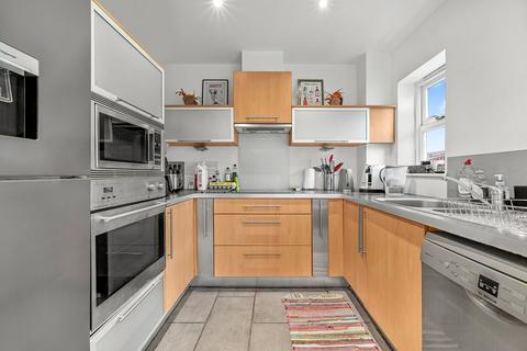 2 bedroom flat for sale, Northpoint Square, Camden, London
