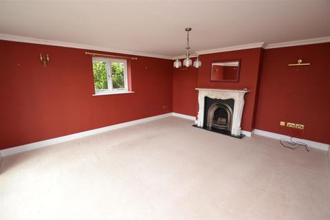 undefined, Norwich Road, Hanworth