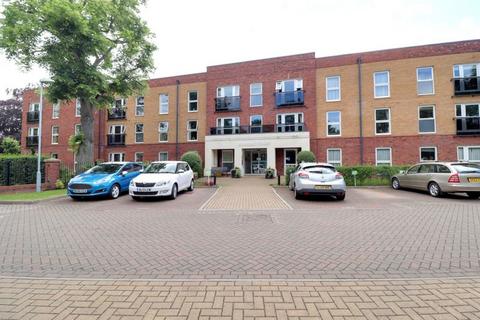 2 bedroom flat for sale, The Oval, Stafford ST17
