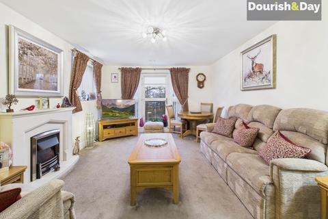 2 bedroom flat for sale, The Oval, Stafford ST17