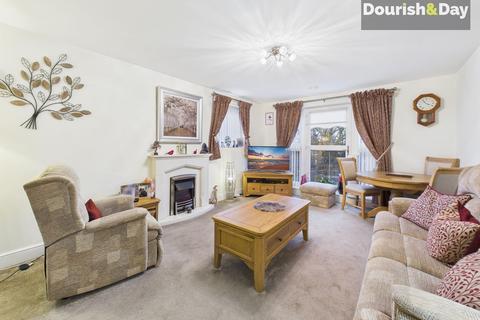 2 bedroom flat for sale, The Oval, Stafford ST17