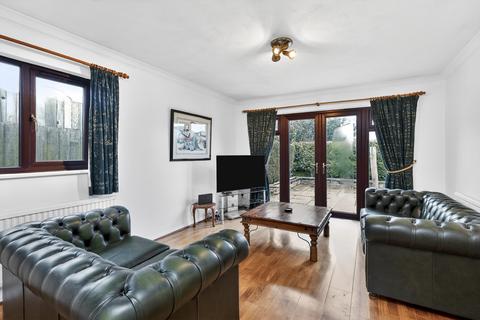 3 bedroom detached bungalow for sale, Fairview Drive, Watford, WD17