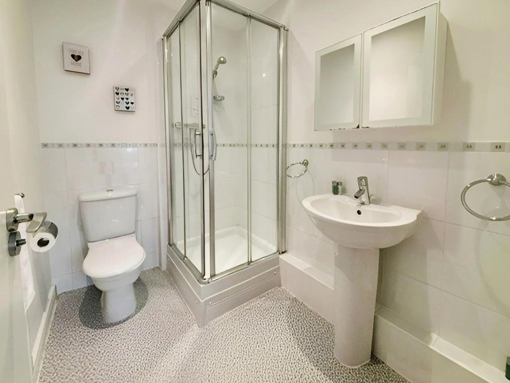 854e669f-shower 20ro